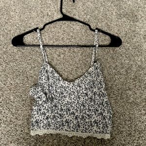 American Eagle crop top size medium
